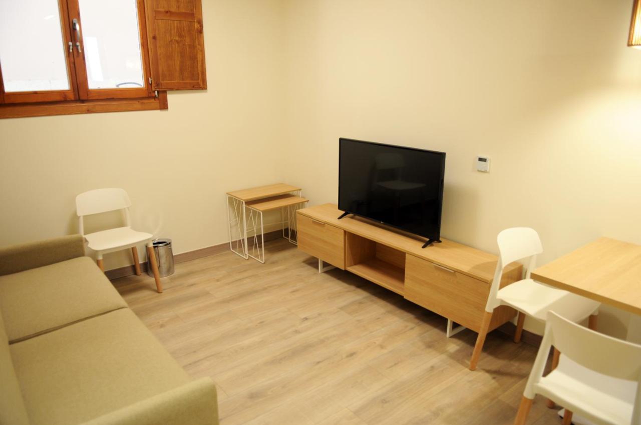 Apartamentos Turisticos Guiana Ponferrada Exterior photo